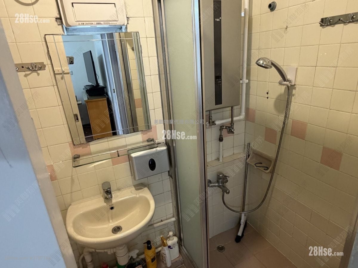 东骏苑 售盘 2 房 , 1 浴室 433 平方尺