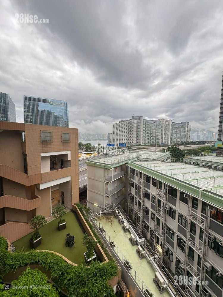 海滨南岸 售盘 3 房 , 2 浴室 590 平方尺