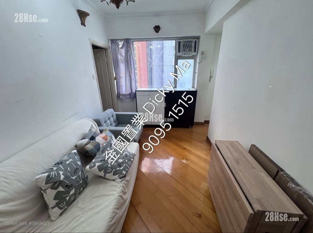 Golden House Rental 2 Bedrooms , 1 Bathroom 377 ft²