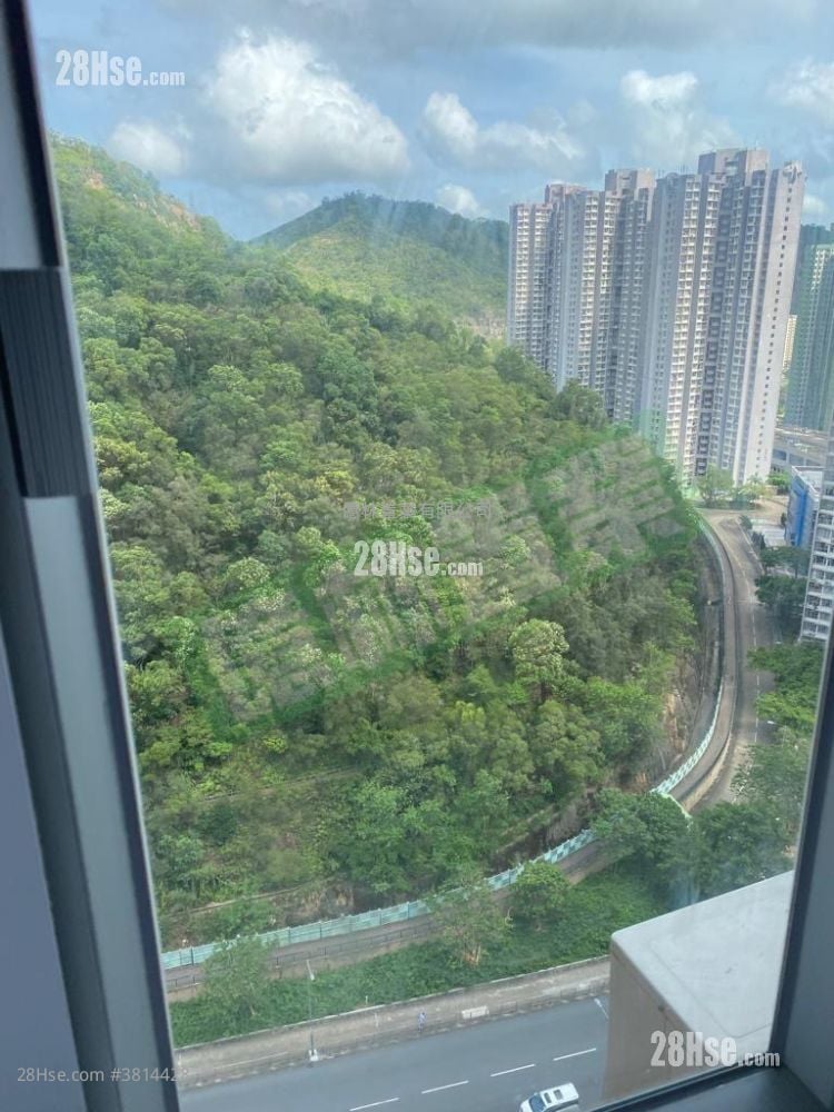 Hong Nga Court Sell 2 Bedrooms , 1 Bathroom 433 ft²