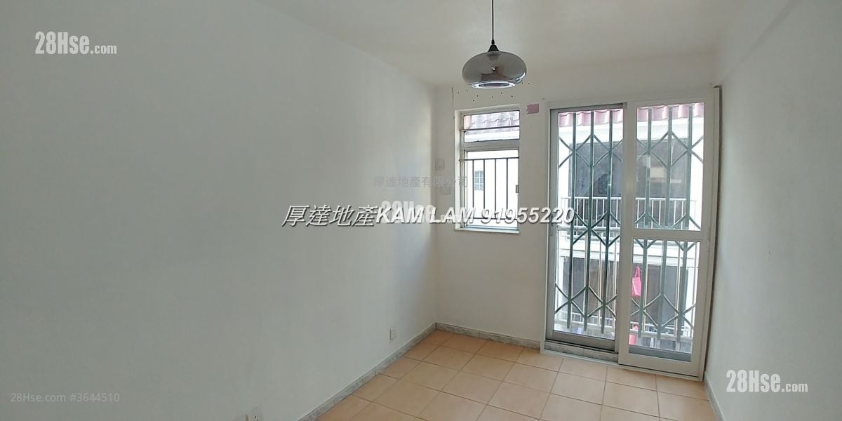 Village Sell 3 Bedrooms , 2 Bathrooms 600 ft²
