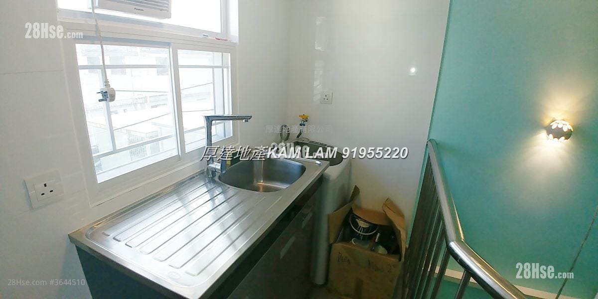 Village Sell 3 Bedrooms , 2 Bathrooms 600 ft²