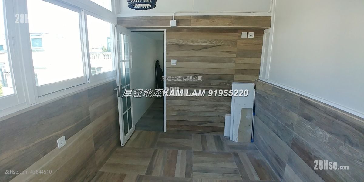 Village Sell 3 Bedrooms , 2 Bathrooms 600 ft²