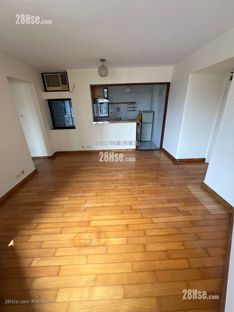 Radiant Towers Rental 478 ft²