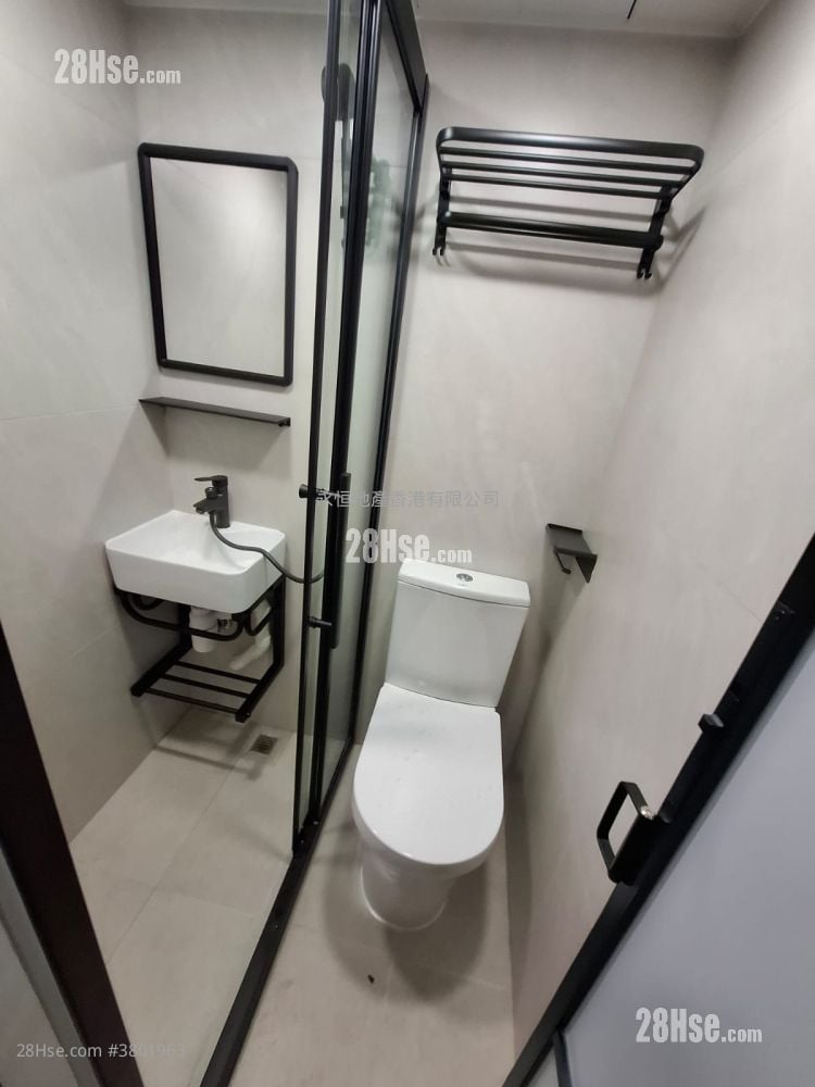 Tung Fat Building Rental 1 Bedroom , 1 Bathroom 180 ft²