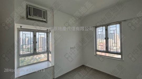 Greenfield Garden Sell 2 Bedrooms , 1 Bathroom 448 ft²