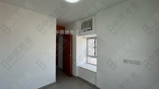 Greenfield Garden Sell 2 Bedrooms , 1 Bathroom 448 ft²