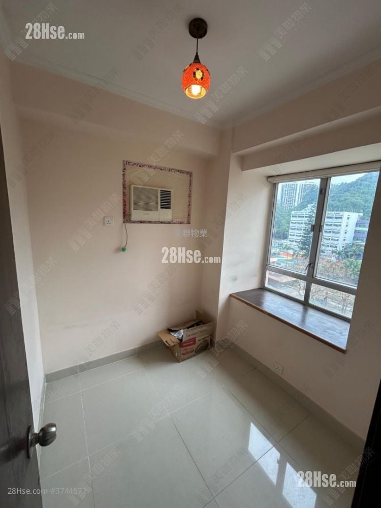 Chuen Fai Centre Sell 2 Bedrooms , 1 Bathroom 312 ft²