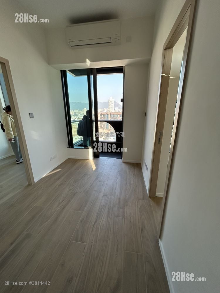 Elize Park Rental 2 Bedrooms , 1 Bathroom 341 ft²
