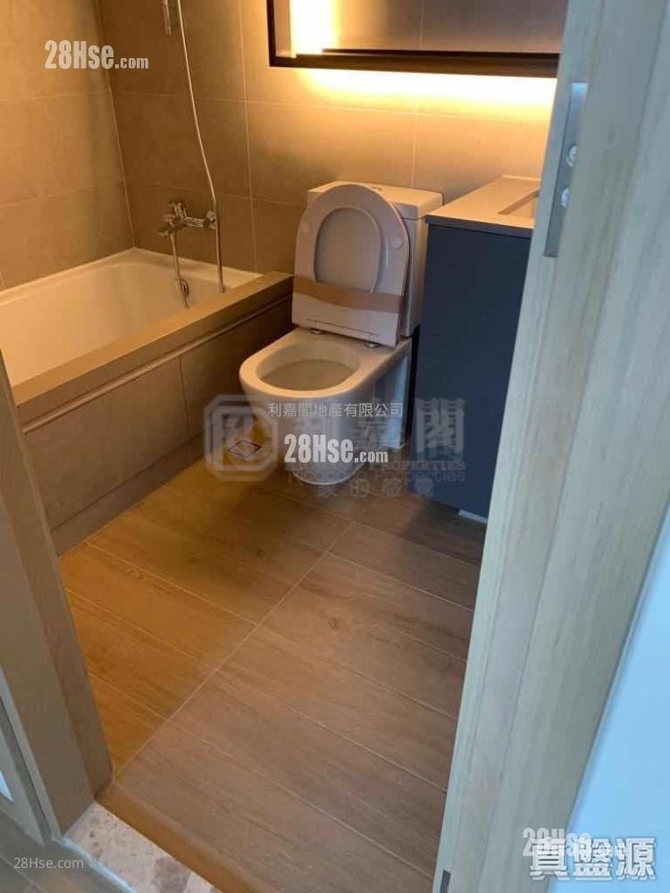 Lp6 Sell 2 Bedrooms , 1 Bathroom 429 ft²