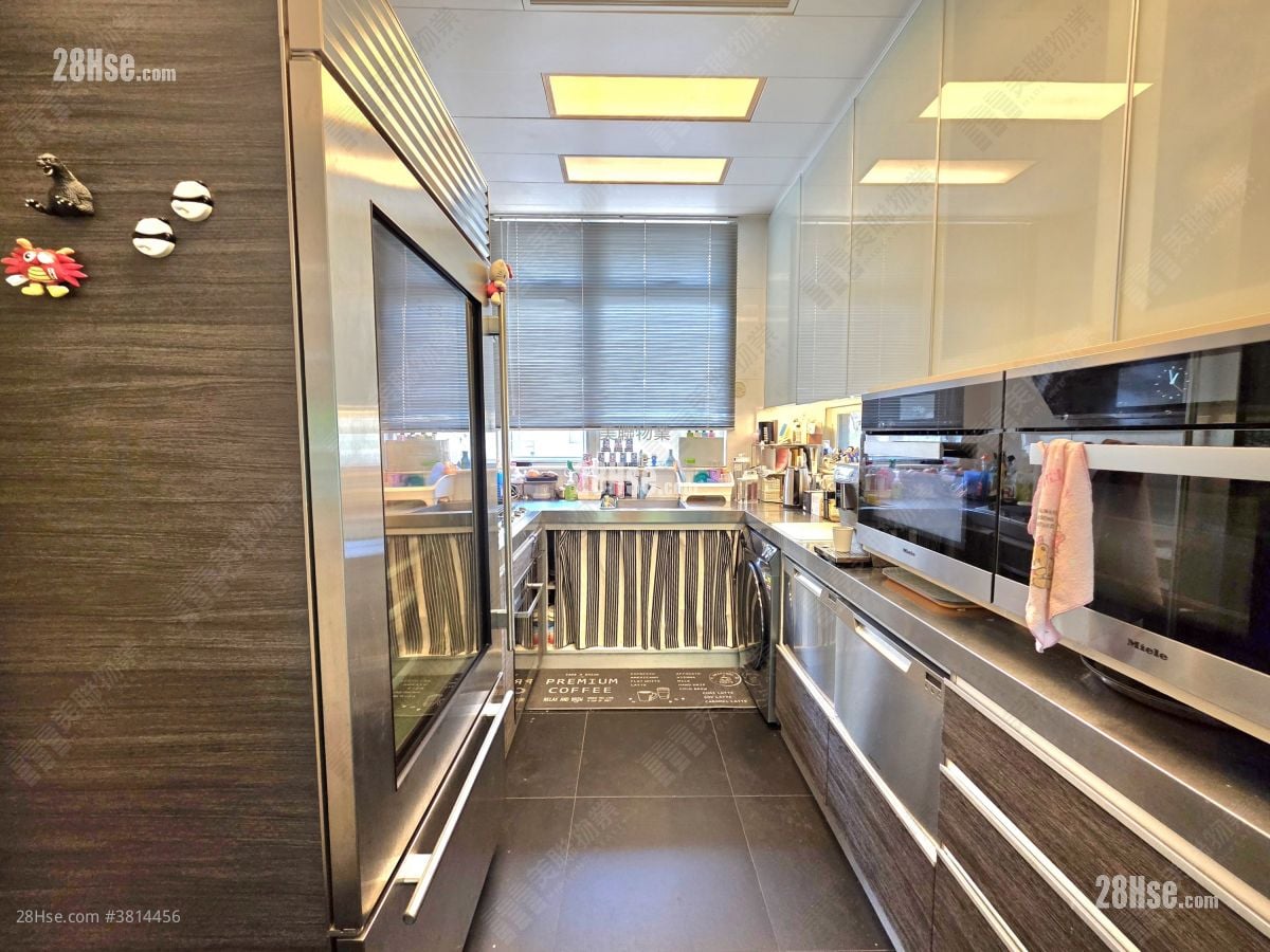 Coastal Skyline Sell 3 Bedrooms , 3 Bathrooms 1,717 ft²