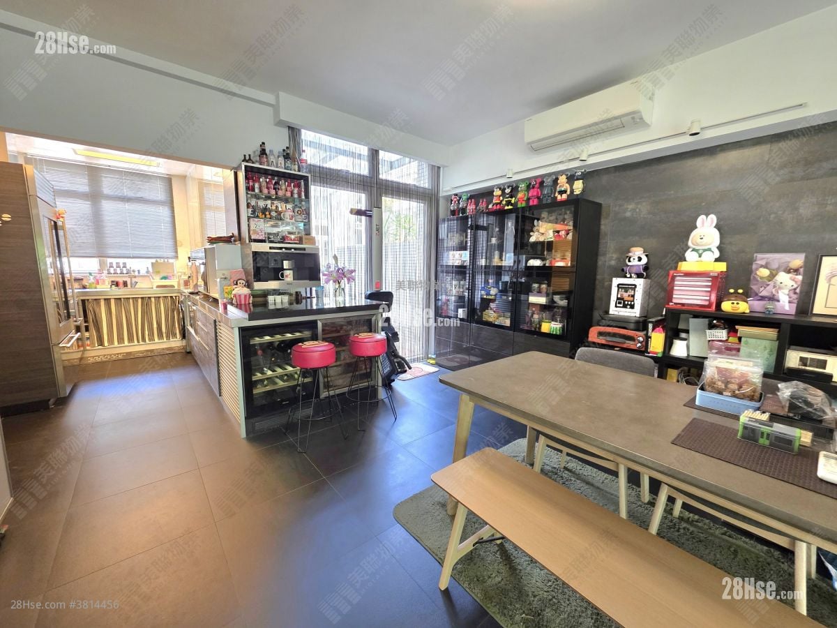 Coastal Skyline Sell 3 Bedrooms , 3 Bathrooms 1,717 ft²