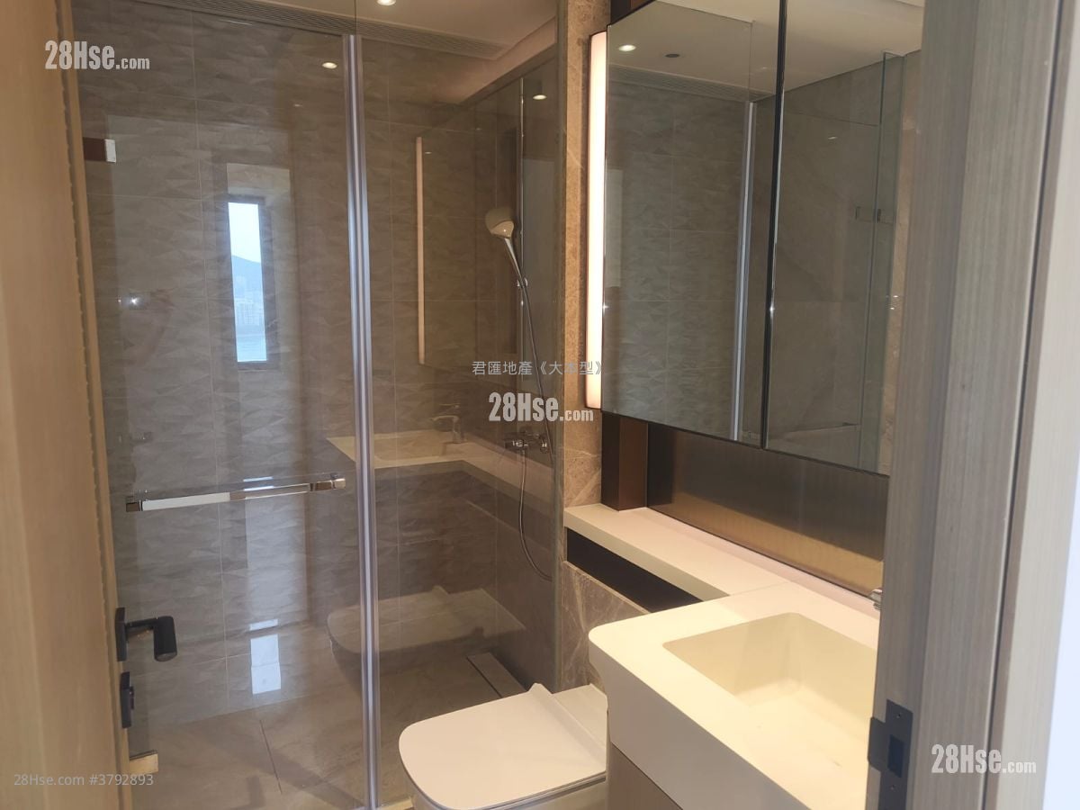 Montego Bay Sell 3 Bedrooms , 2 Bathrooms 798 ft²