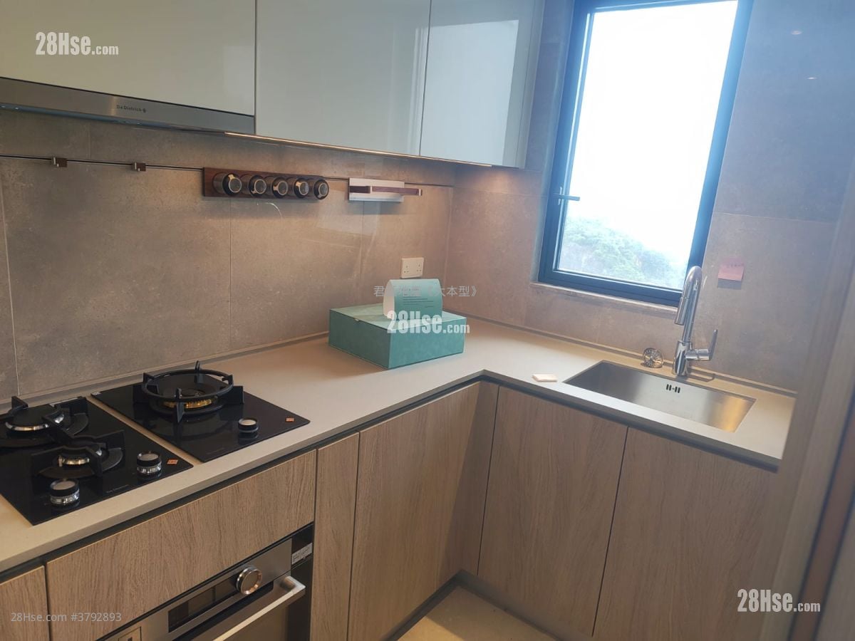 Montego Bay Sell 3 Bedrooms , 2 Bathrooms 798 ft²