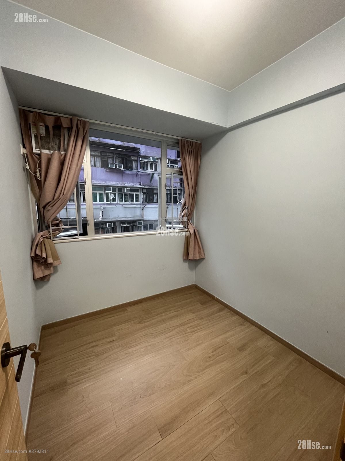 Kwong Fu Building Rental 1 Bedroom , 1 Bathroom 369 ft²