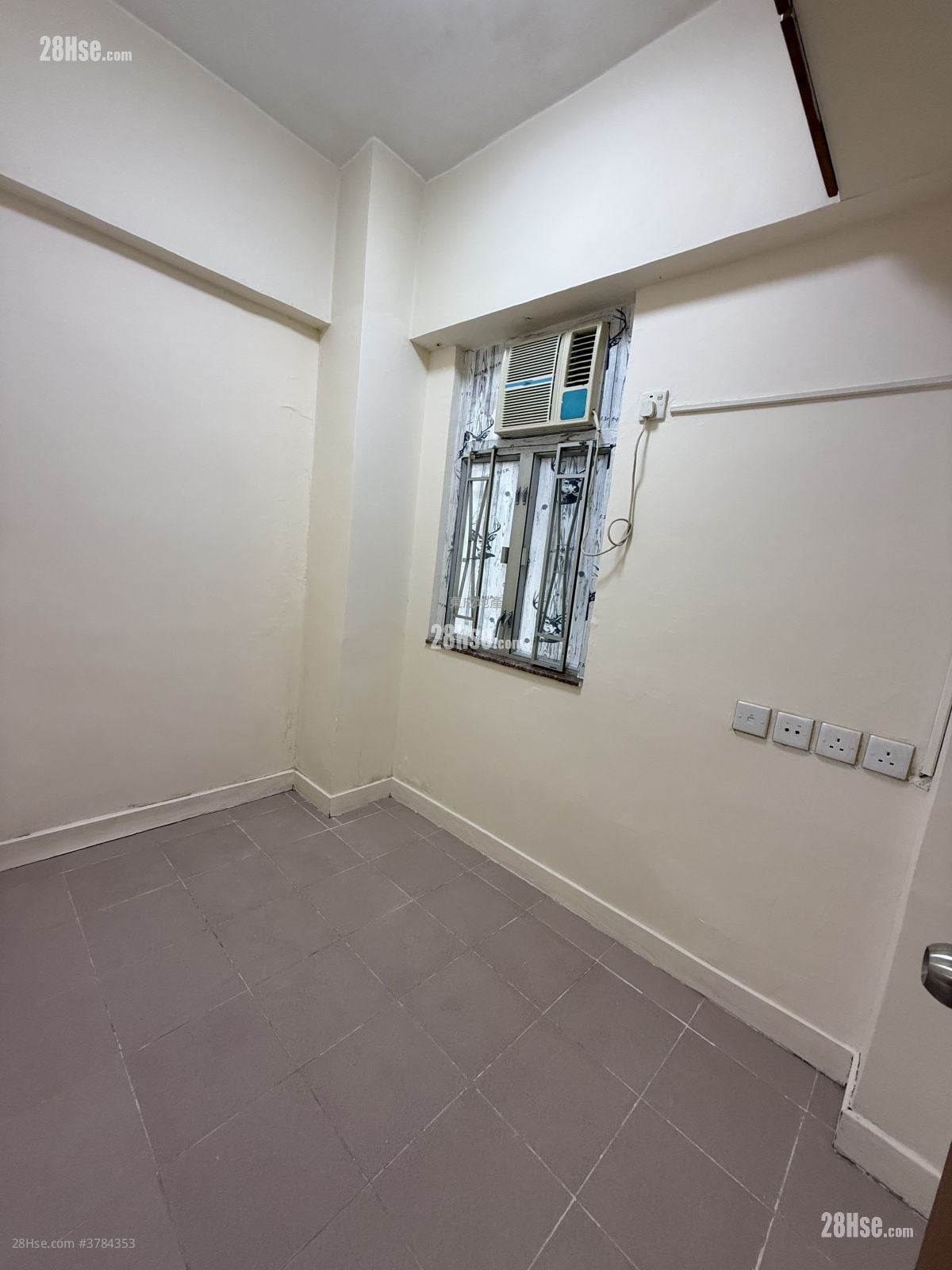 中南大厦 售盘 2 房 , 1 浴室 329 平方尺