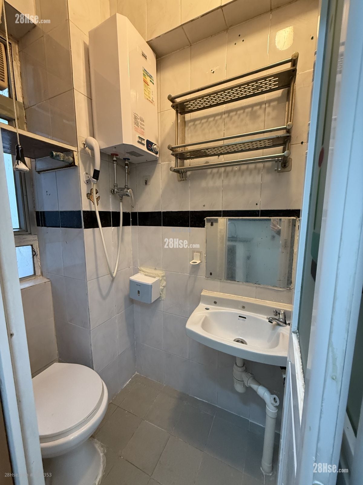 中南大厦 售盘 2 房 , 1 浴室 329 平方尺