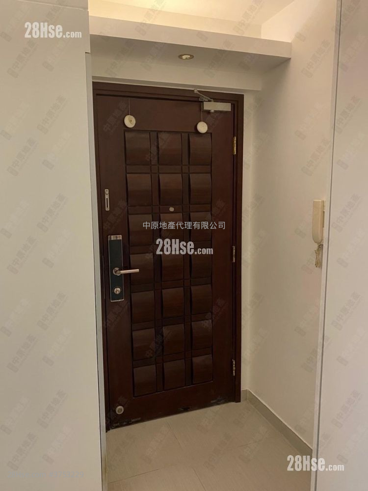 Greenfield Garden Sell 2 Bedrooms , 1 Bathroom 448 ft²