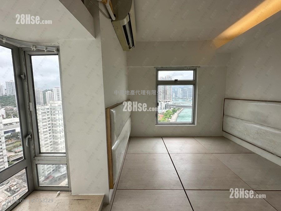 Greenfield Garden Sell 2 Bedrooms , 1 Bathroom 448 ft²