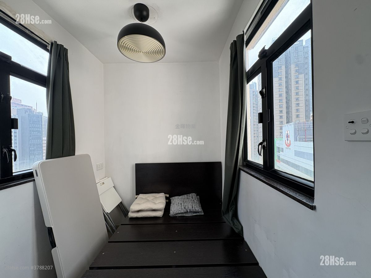 环球大厦 售盘 开放式间隔 , 1 浴室 215 平方尺