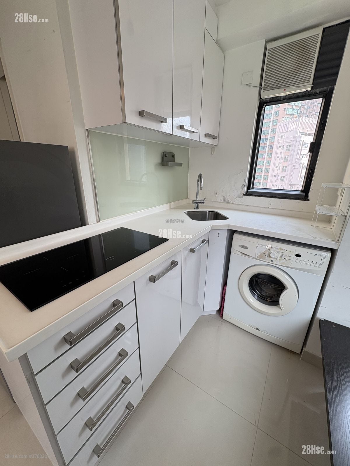 环球大厦 售盘 开放式间隔 , 1 浴室 215 平方尺