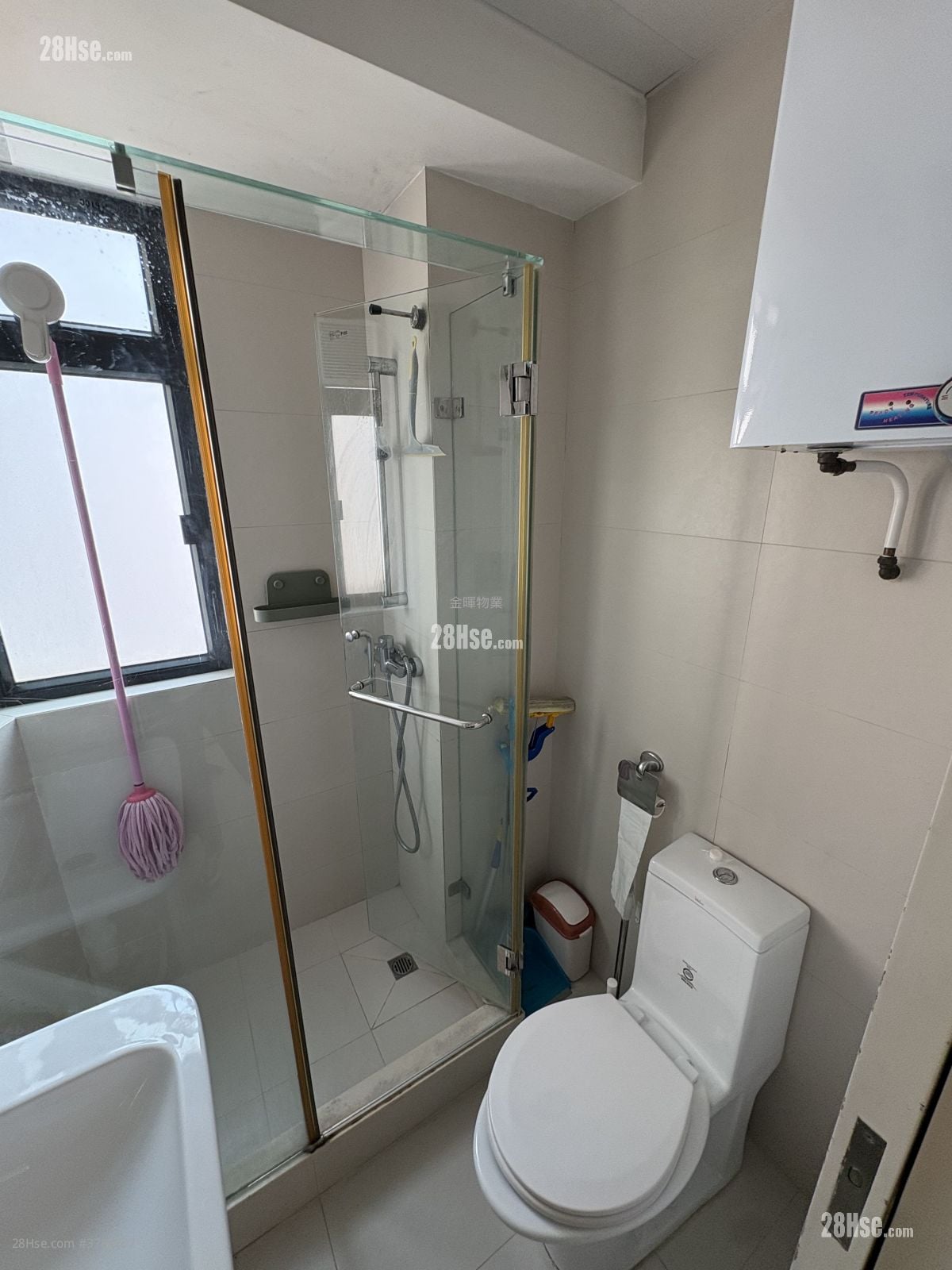 环球大厦 售盘 开放式间隔 , 1 浴室 215 平方尺