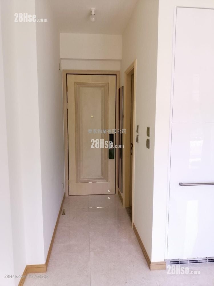 63 Pokfulam Sell Studio , 1 Bathroom 209 ft²