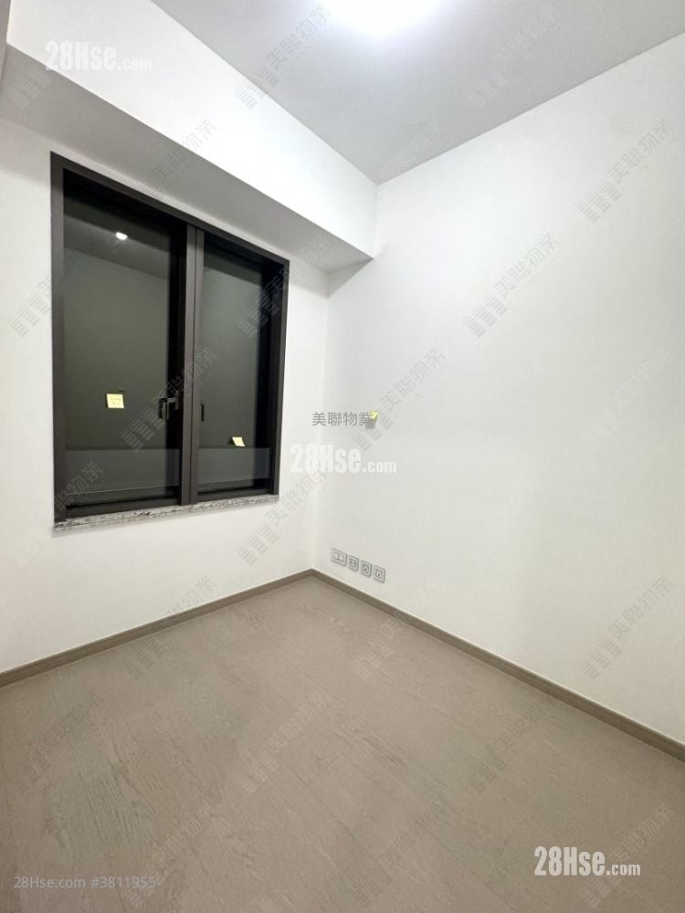 The Southside Sell 2 Bedrooms , 1 Bathroom 452 ft²