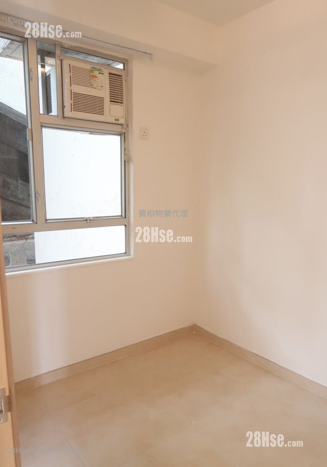 Jade Lotus Garden Sell 2 Bedrooms , 1 Bathroom 330 ft²