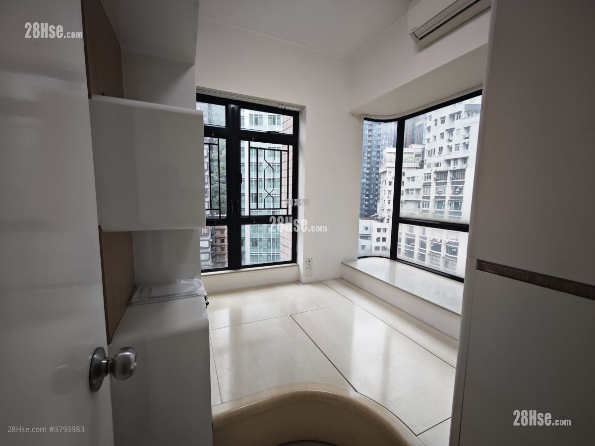 Grand Seaview Heights Sell 2 Bedrooms , 1 Bathroom 356 ft²