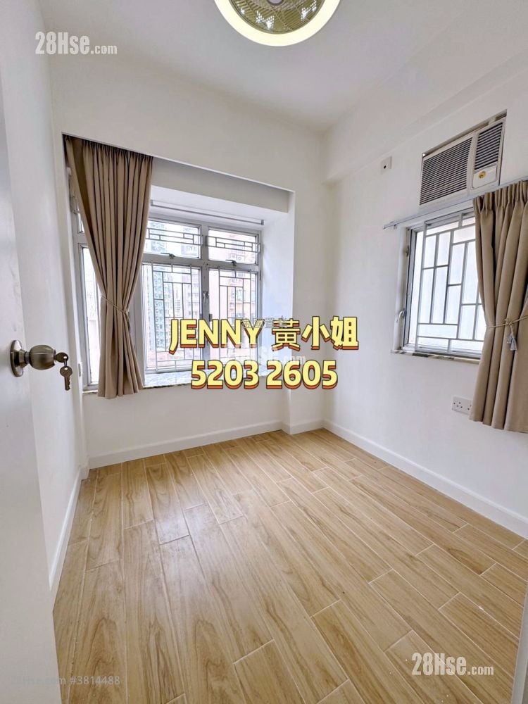 Hung Wai Building Sell 2 Bedrooms , 1 Bathroom 306 ft²