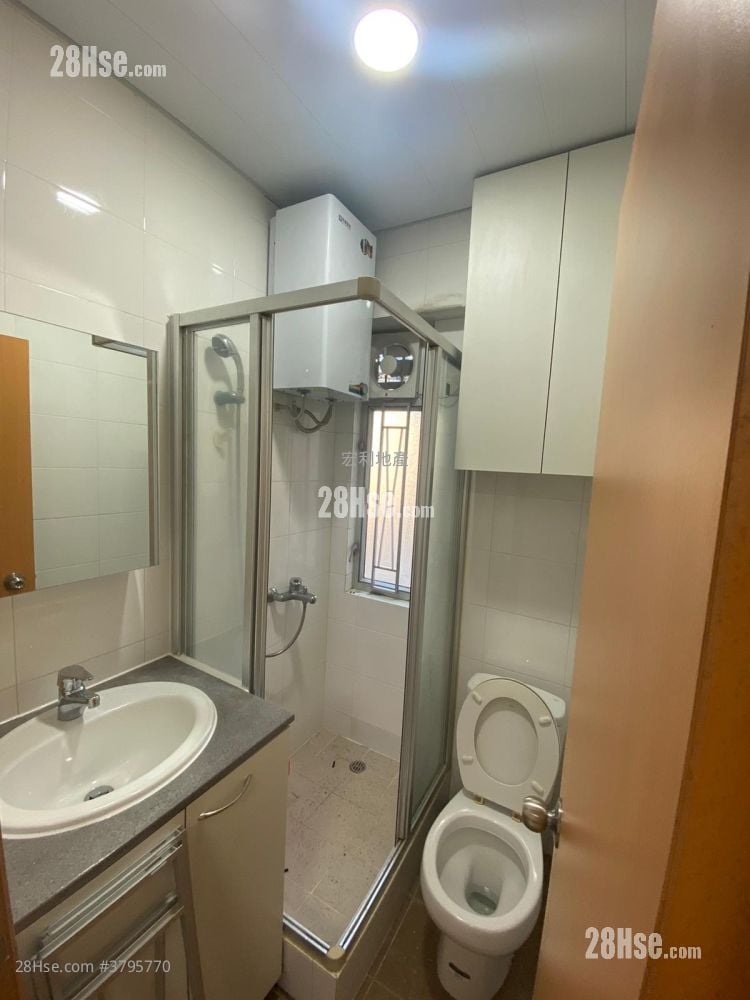 华泰大厦 租盘 2 房 , 1 浴室 367 平方尺