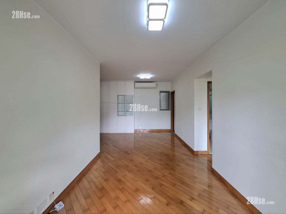 蓝天海岸 售盘 2 房 638 平方尺