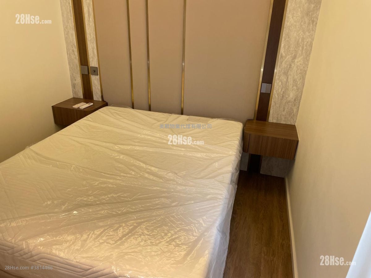 Parc Oasis Sell 2 Bedrooms , 2 Bathrooms 566 ft²