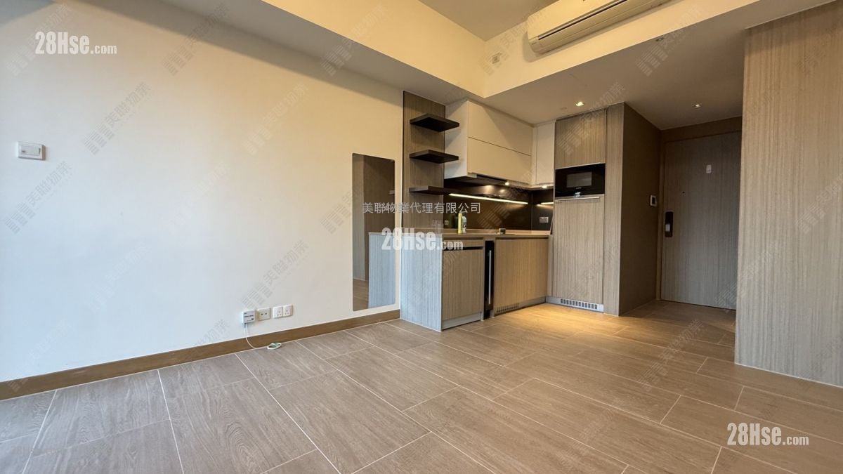 Lime Gala Sell Studio , 1 Bathroom 290 ft²