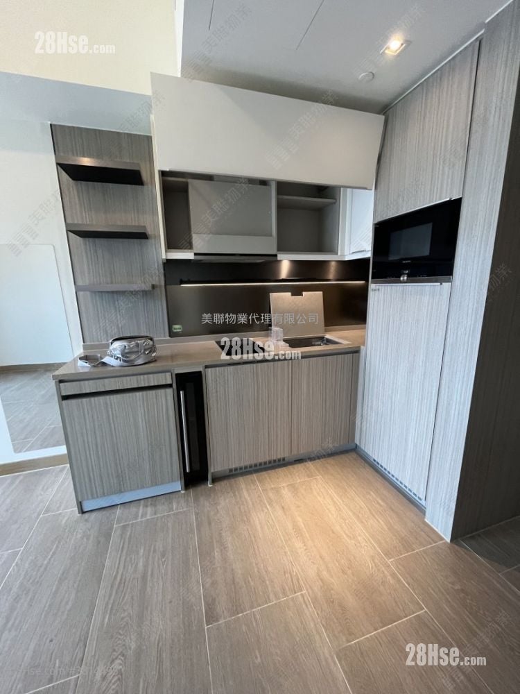 Lime Gala Sell Studio , 1 Bathroom 290 ft²