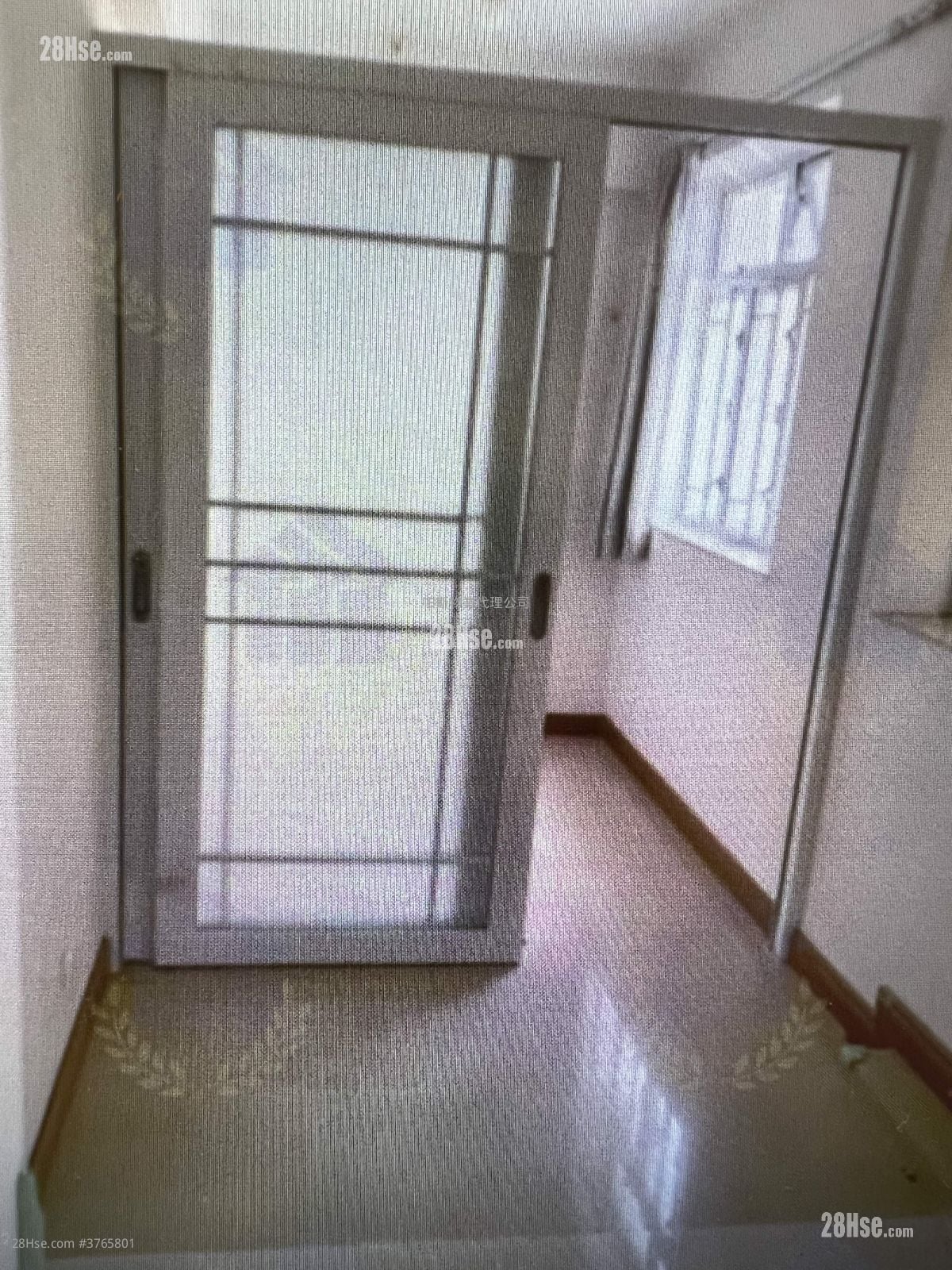 Ming Tong Building Sell 347 ft²