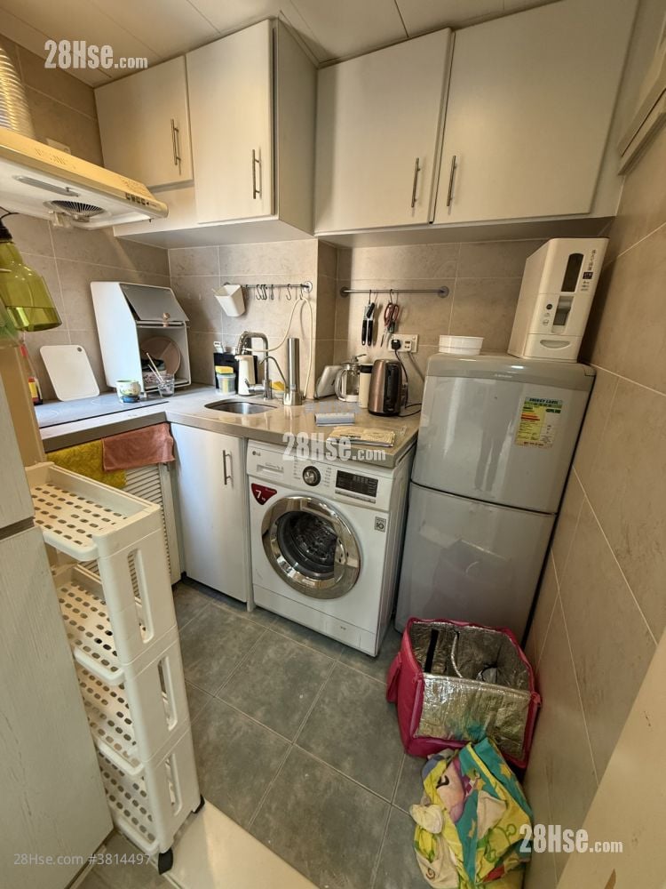 全辉中心 售盘 2 房 , 1 浴室 295 平方尺