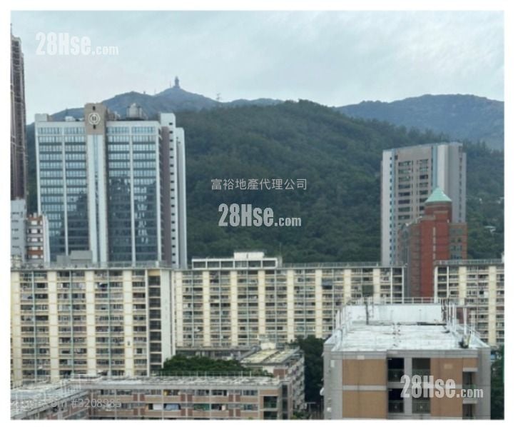 Dao Shing Building Sell 2 Bedrooms , 1 Bathroom