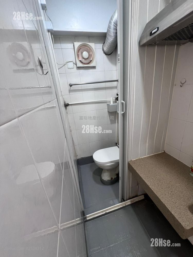 大苑楼 租盘 2 房 , 1 浴室 125 平方尺