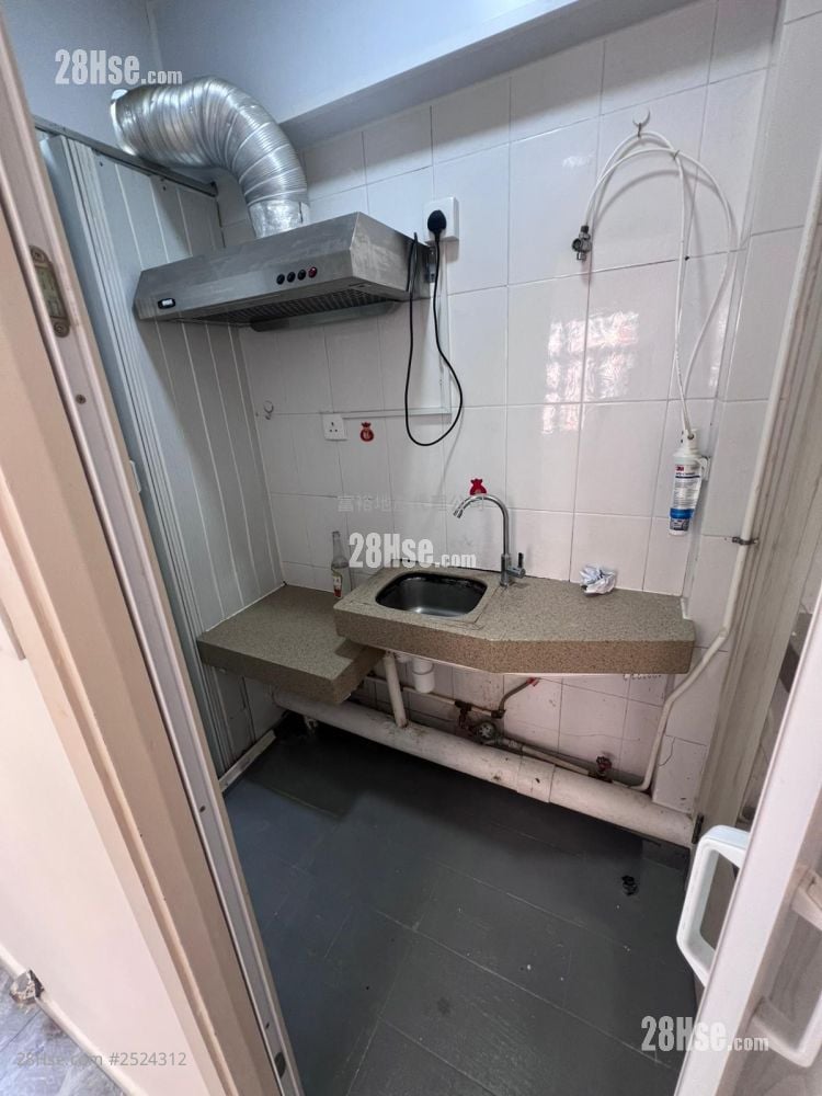 大苑楼 租盘 2 房 , 1 浴室 125 平方尺