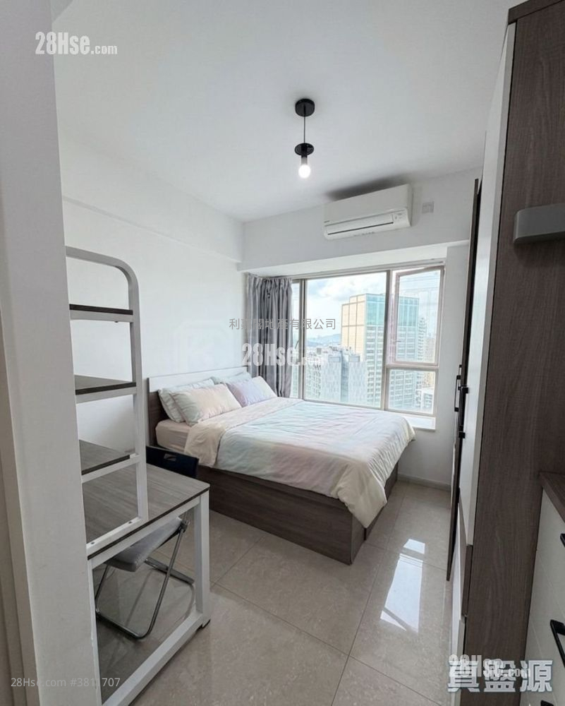 世宙 售盘 3 房 , 2 浴室 643 平方尺