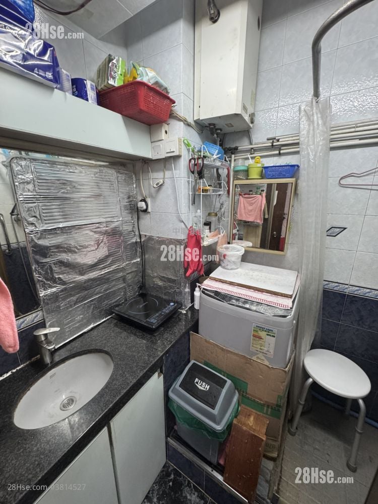 鸿禧大厦 售盘 2 房 , 1 浴室 306 平方尺