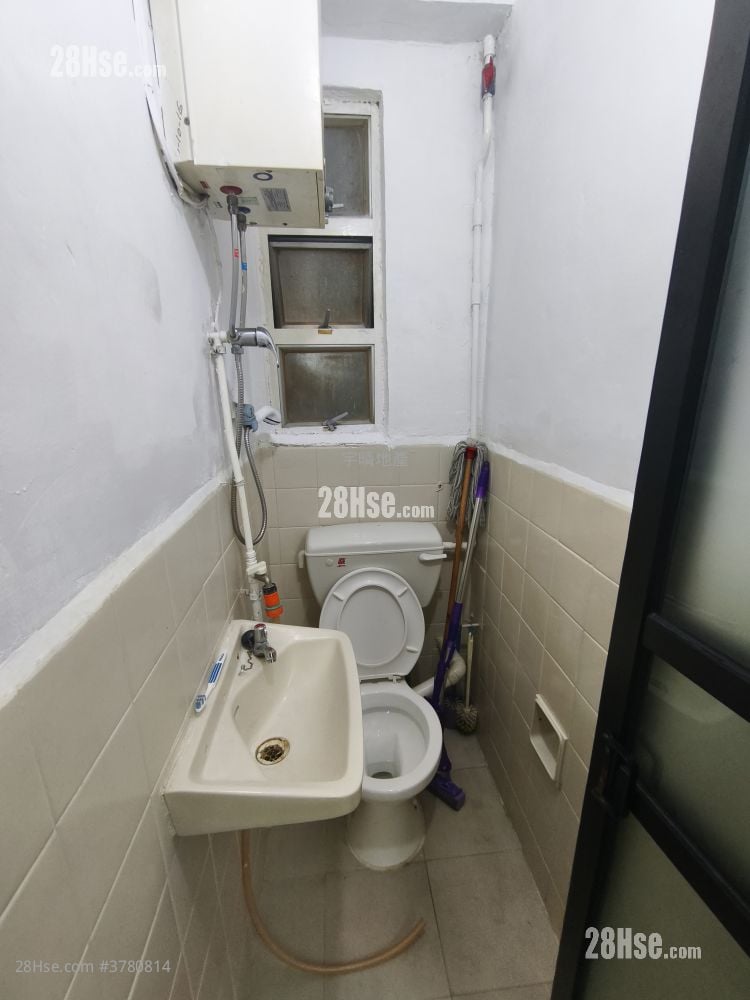 Wing Ming Building Rental 2 Bedrooms , 1 Bathroom 392 ft²
