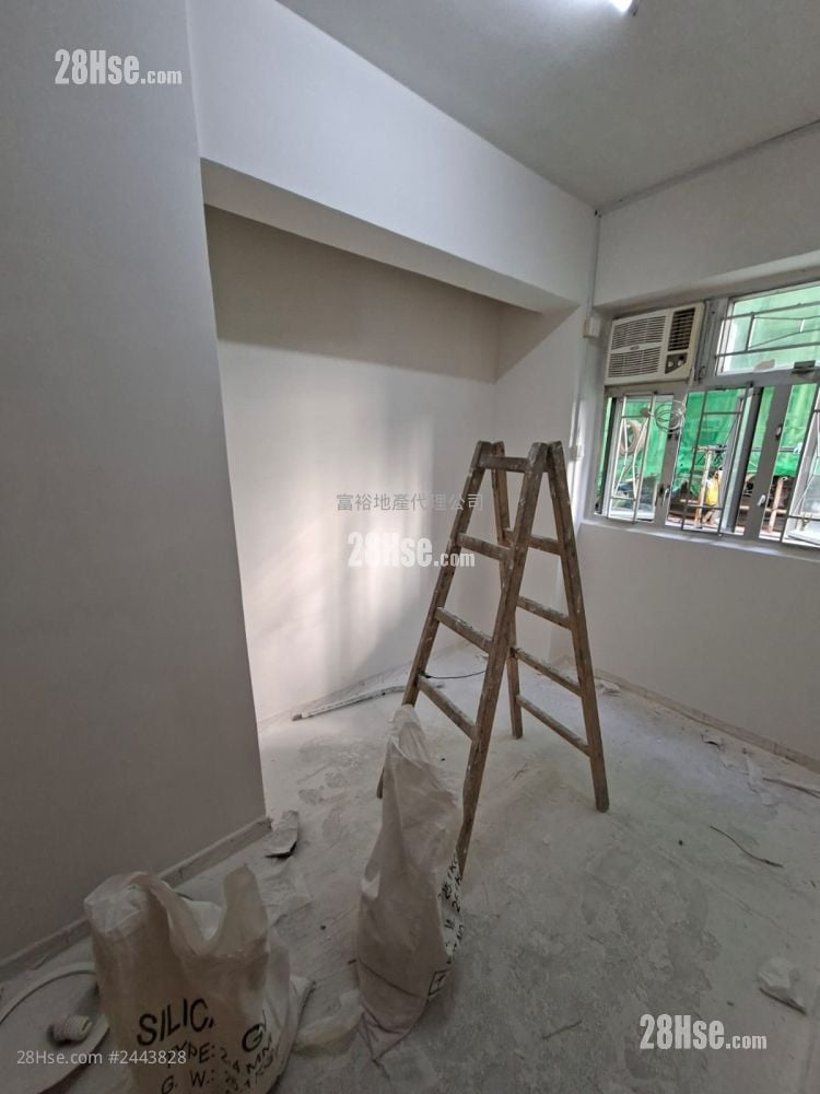 Win Shing House Rental 2 Bedrooms , 1 Bathroom 374 ft²