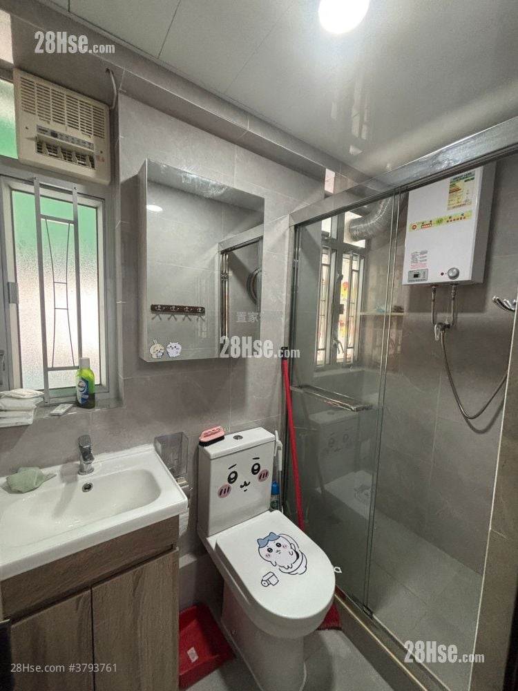 仁厚大厦 租盘 1 房 , 1 浴室 256 平方尺