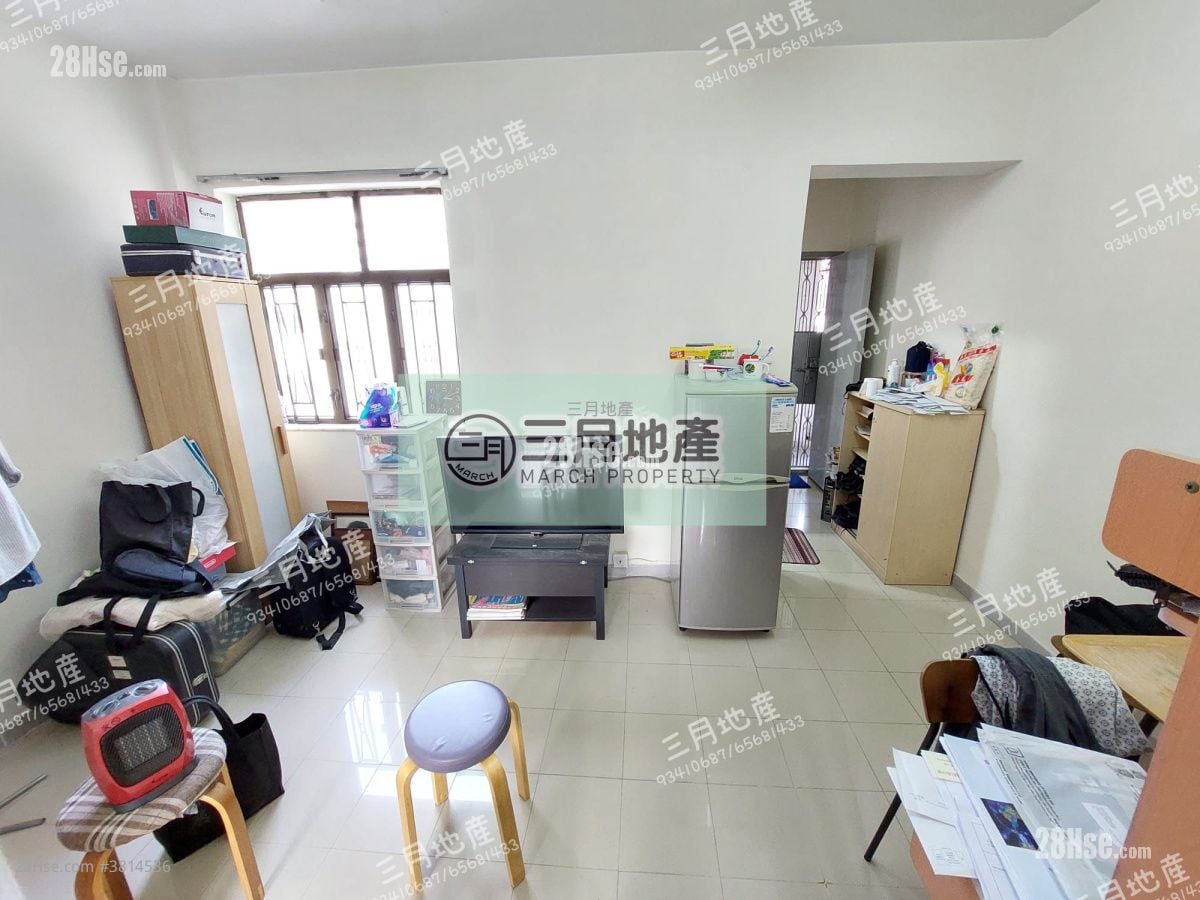 唐楼 租盘 2 房 , 1 浴室 397 平方尺