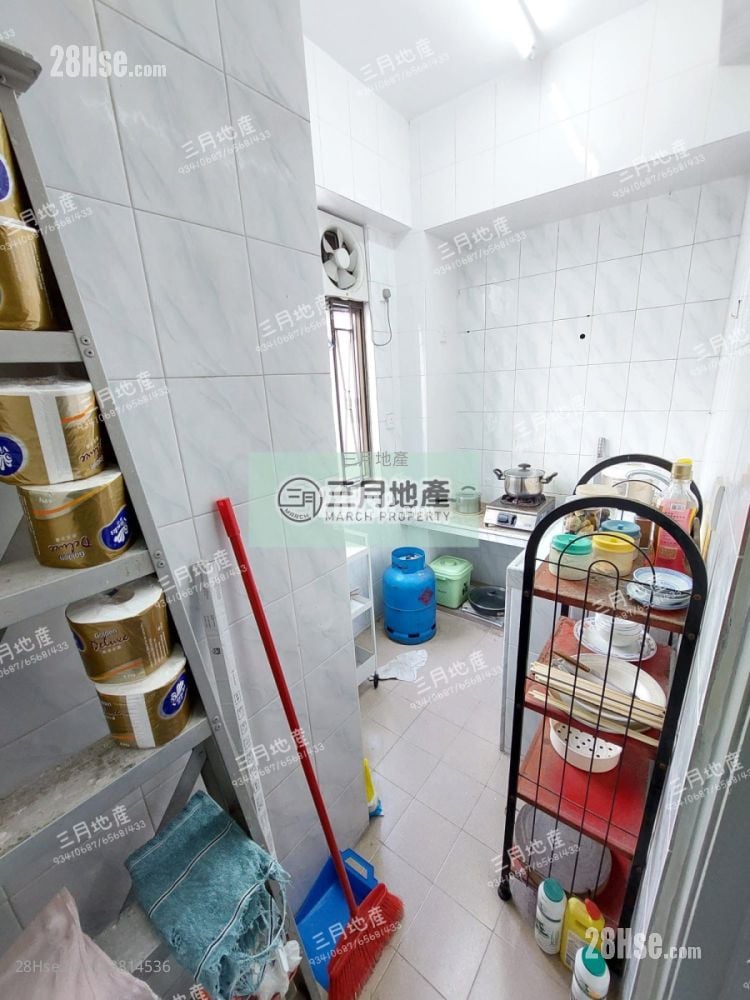 唐楼 租盘 2 房 , 1 浴室 397 平方尺