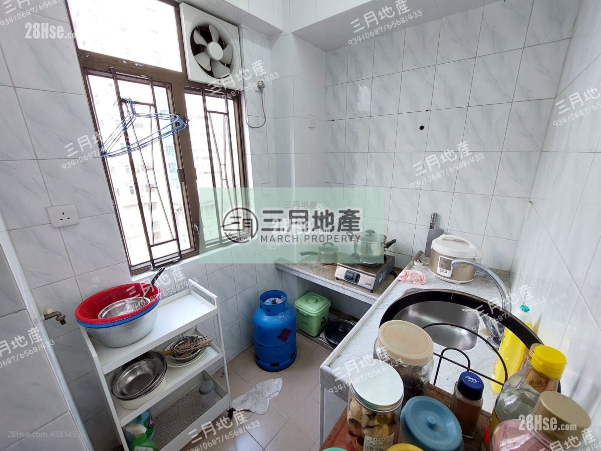 唐楼 租盘 2 房 , 1 浴室 397 平方尺