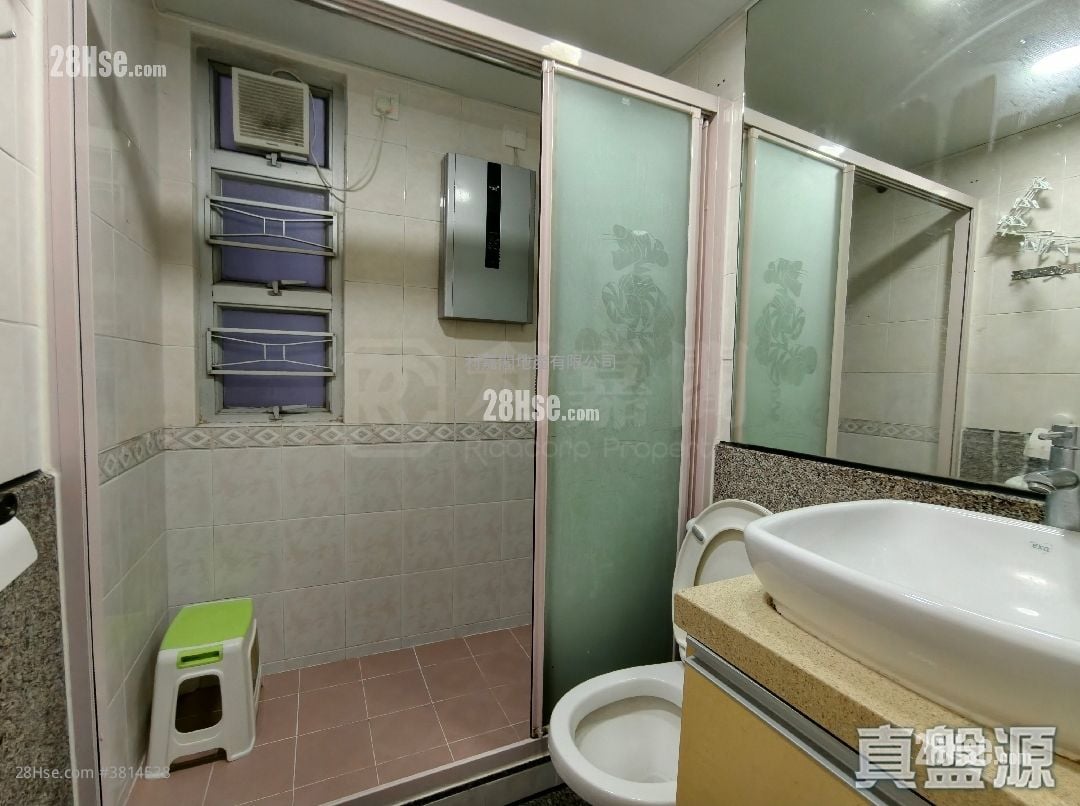 Flora Plaza Sell 2 Bedrooms , 1 Bathroom 413 ft²